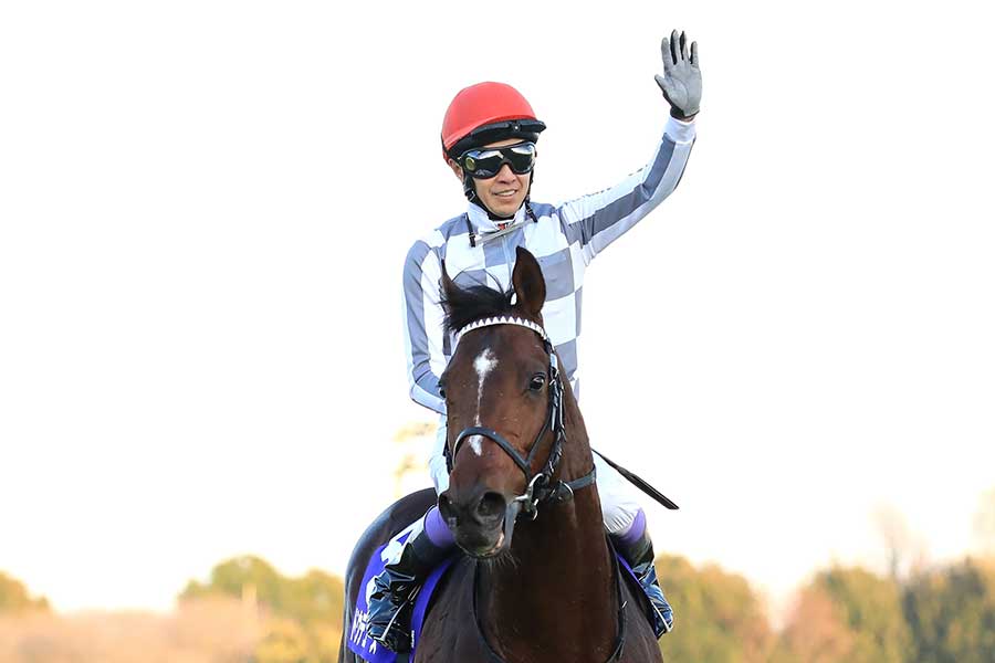 2023年の有馬記念を制したドウデュース【写真:産経新聞社】