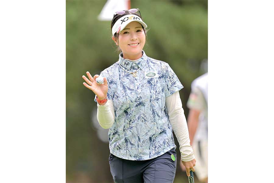 青木瀬令奈【写真：スポーツ報知/アフロ】