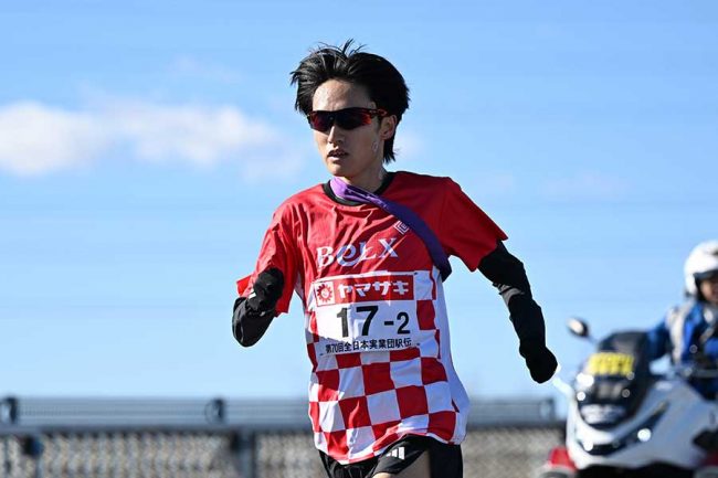 衝撃22人抜き吉田響「力むことなく走れた」 異次元区間新「1:01:01