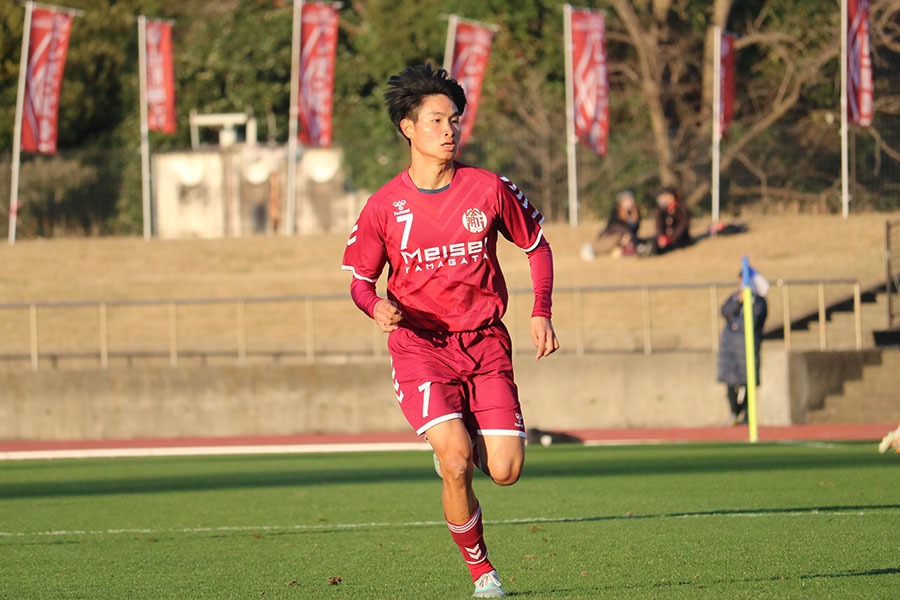 山形明正のタイ人留学生ナトパヴィス・ウォラキットハムロンチャイ【写真：橋本啓】
