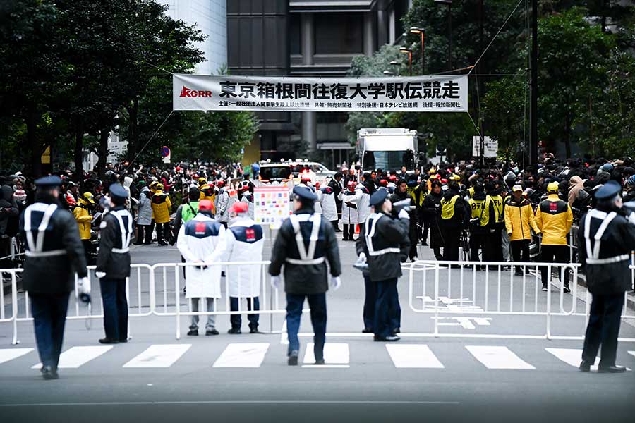 箱根駅伝往路3区ではコースに小型犬が乱入し問題となっていた（画像はイメージ）【写真：中戸川知世】