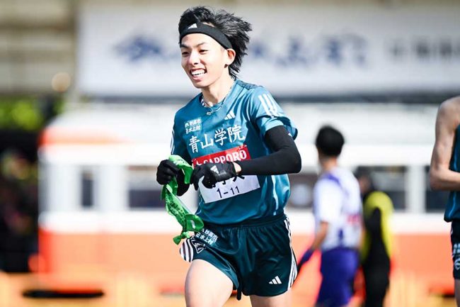 平地でも速い」青学大・黒田朝日が3位浮上の快走 X興奮「マラソンに