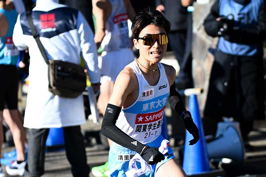 東大の秋吉拓真【写真：中戸川知世】