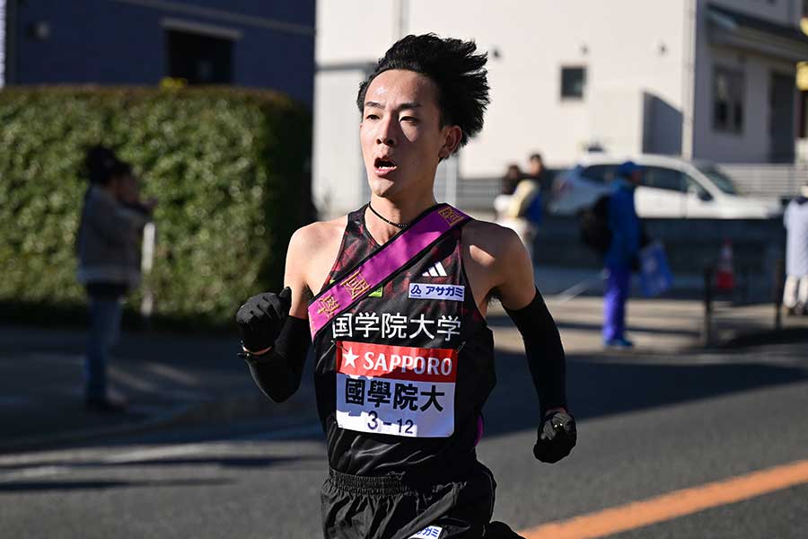 7区を走った国学院大の高山豪起【写真：アフロ】