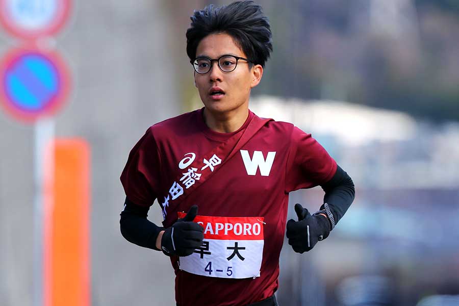 箱根駅伝5区を走った早稲田大・工藤慎作【写真：アフロ】