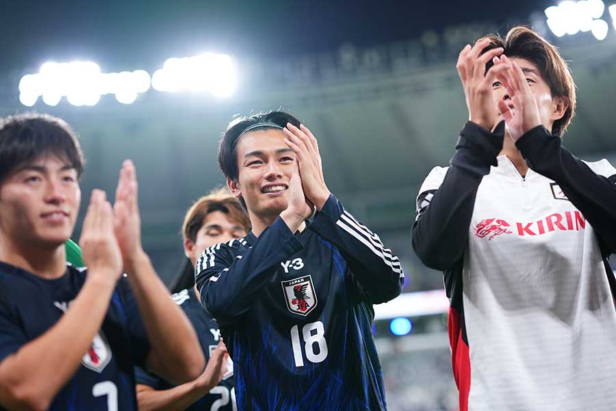 サッカー日本代表FWの上田綺世【写真：アフロスポーツ】