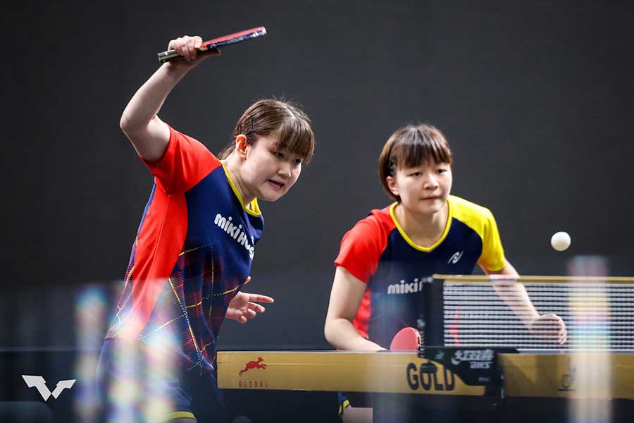 WTTスターコンテンダー・ドーハに出場した大藤沙月（左）と横井咲桜組【写真：World Table Tennis提供】