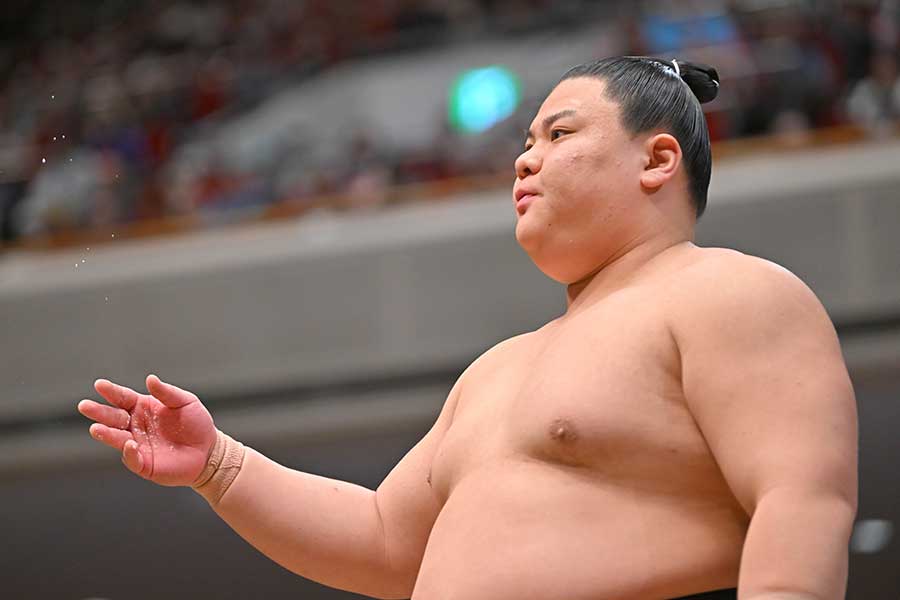 西前頭筆頭・義ノ富士【写真：スポーツ報知/アフロ】