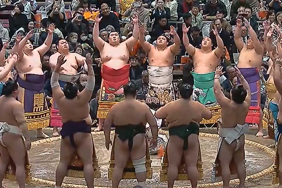 両国国技館で22日に行われた大相撲初場所12日目【写真：（C）AbemaTV,Inc.】