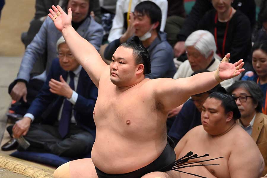 朝乃山【写真：スポーツ報知/アフロ】