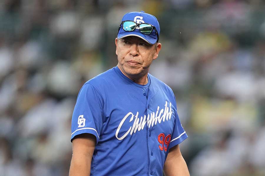 中日の井上一樹監督【写真：産経新聞社】