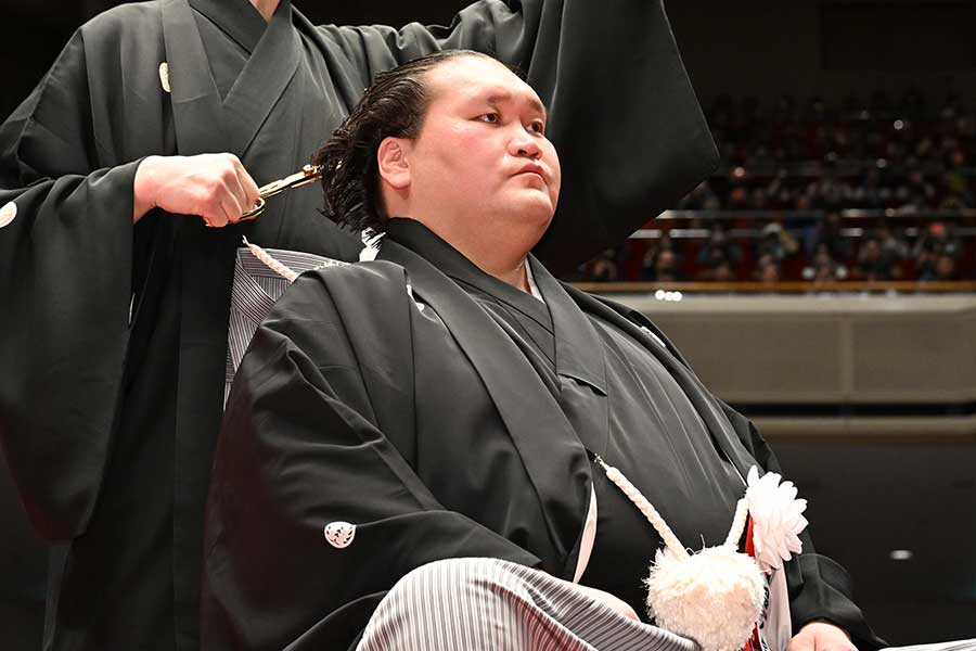 伊勢ヶ濱襲名披露大相撲に臨んだ元横綱・照ノ富士【写真：産経新聞社】