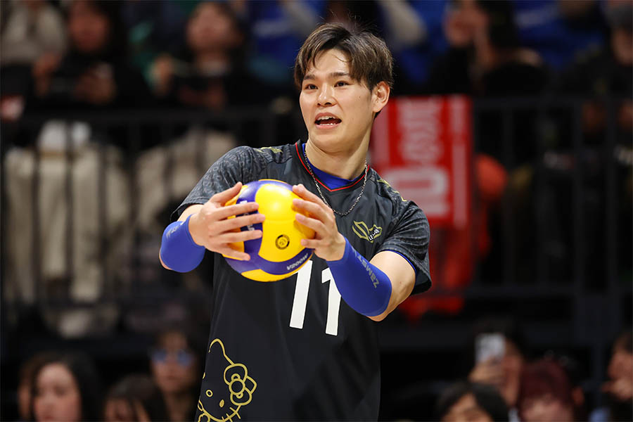 バレーボールSVリーグの男子オールスター戦に出場した西田有志【写真：YUTAKA/アフロ】