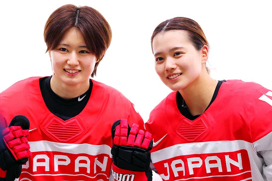日本の主力に成長した志賀姉妹（左が葵、右が紅音）【写真：西村尚己/アフロスポーツ】
