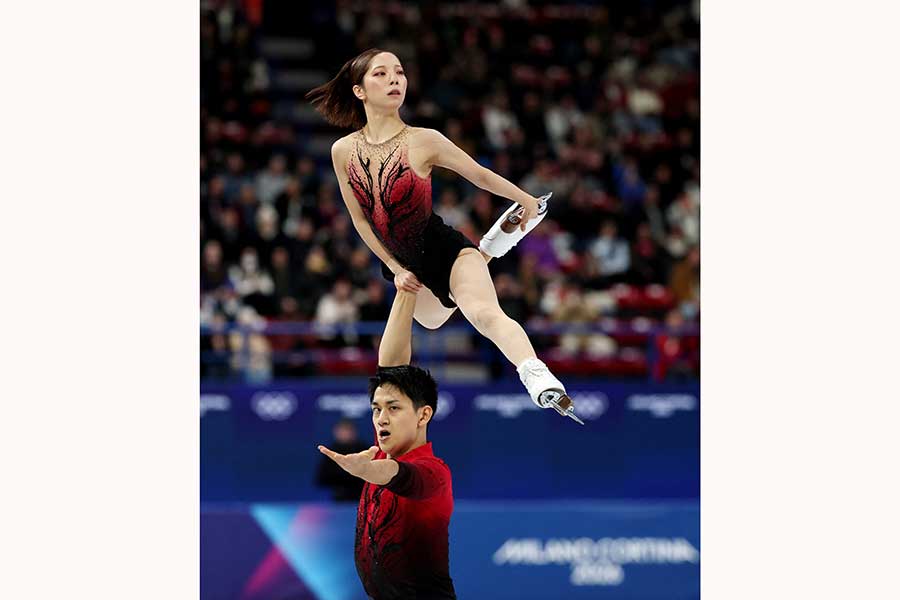 フィギュアスケート団体戦に登場した三浦璃来、木原龍一組【写真：ロイター】