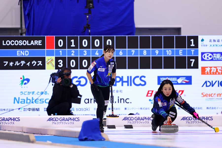 2025年日本代表決定戦に出場したロコ・ソラーレ【写真：築田 純／アフロスポーツ】