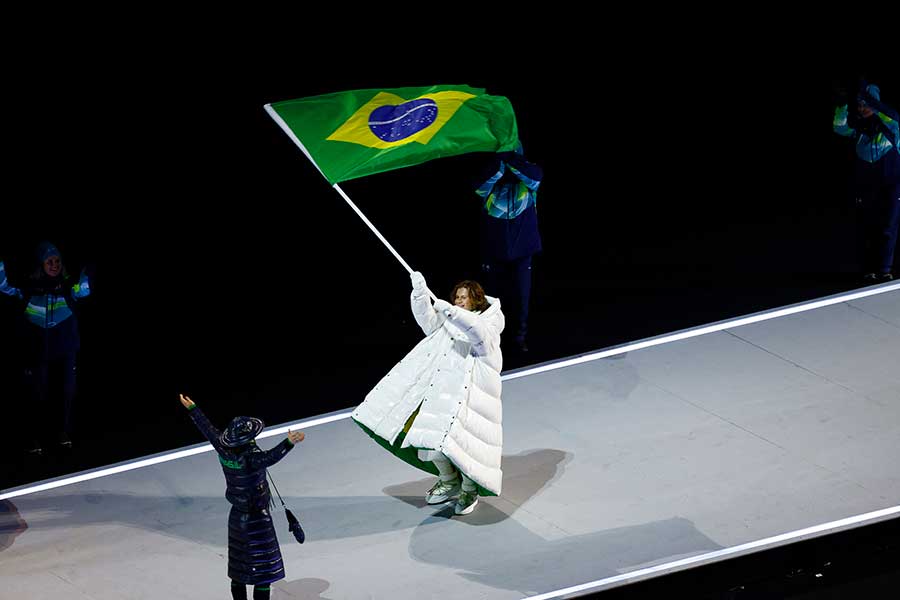 ミラノ・コルティナ五輪の開会式に登場したブラジル代表【写真：ロイター】