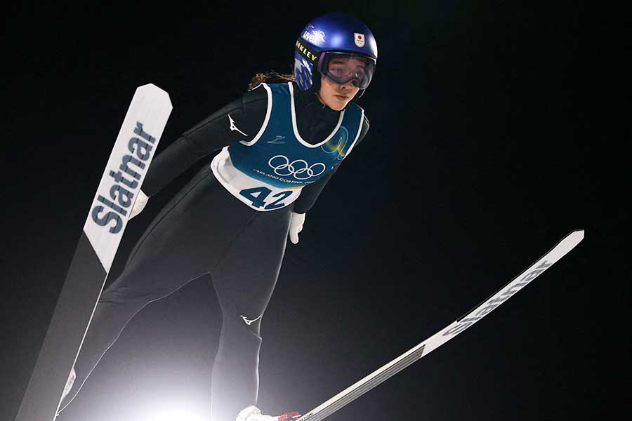 ミラノ・コルティナ五輪に出場している高梨沙羅【写真：ロイター】