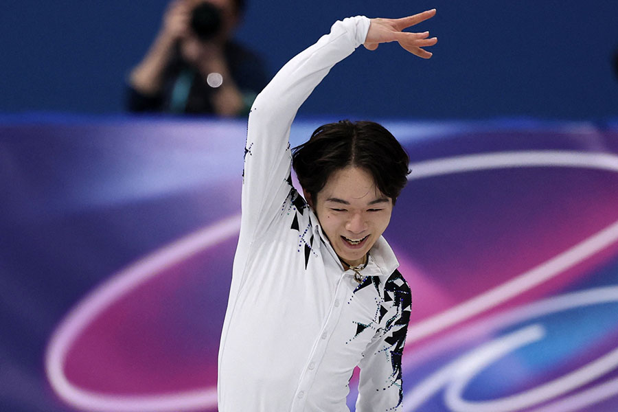 フィギュア団体戦の男子SPで1位だった鍵山優真【写真：ロイター】