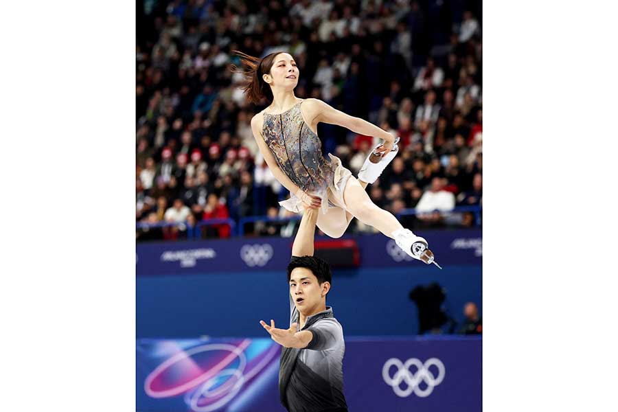 フリーで会心の演技を見せた三浦璃来・木原龍一組【写真：ロイター】