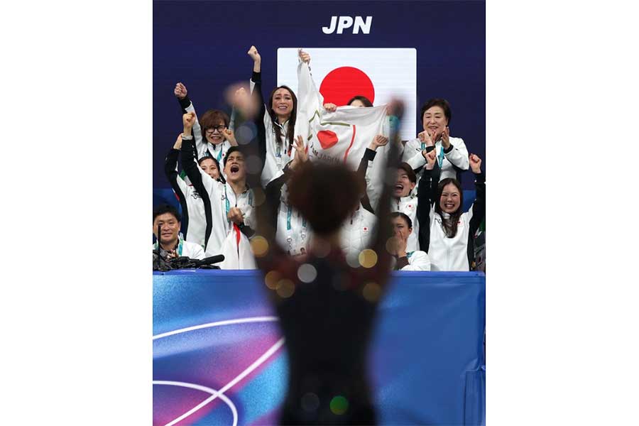 佐藤駿、演技後の“神写真”（画像は国際オリンピック委員会Xのスクリーンショット）