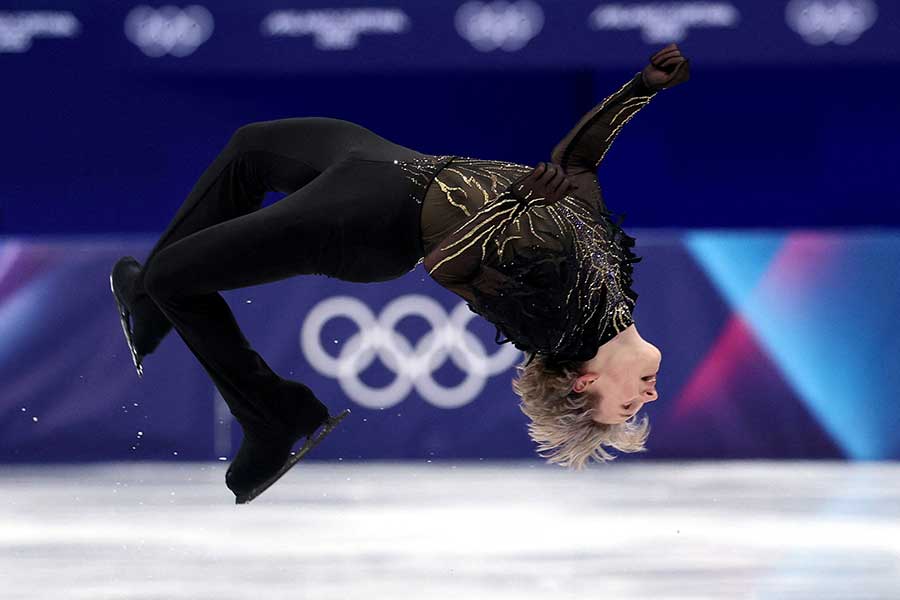 バク宙を披露した米国のイリア・マリニン【写真：ロイター】