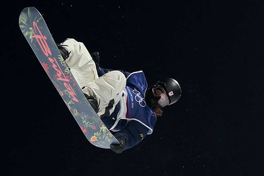 スノーボード男子ハーフパイプ予選に登場した平野歩夢【写真：ロイター】