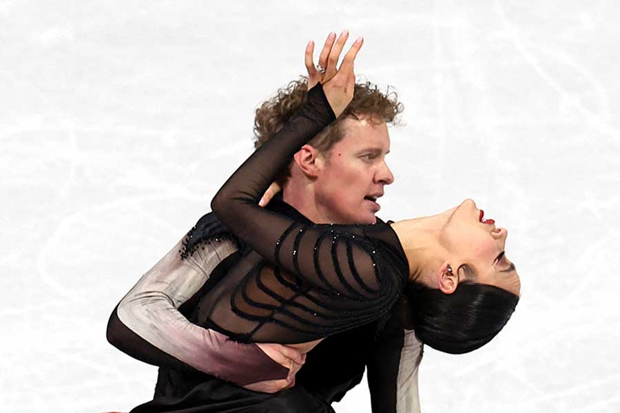 アイスダンスフリーで演技したマディソン・チョック、エヴァン・ベイツ組【写真：ロイター】