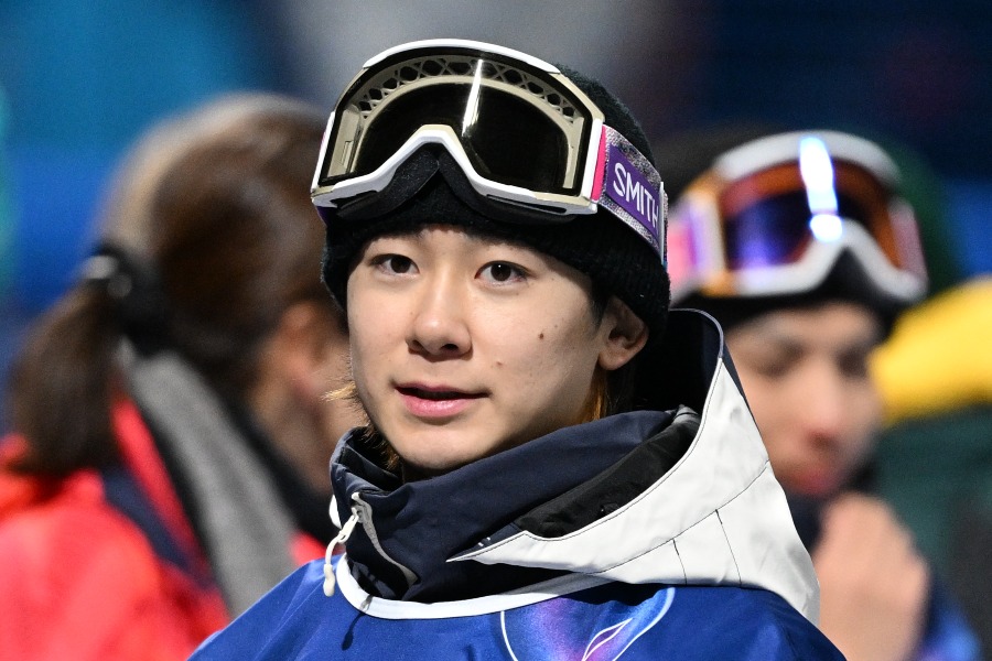 スノーボード男子ハーフパイプ予選に出場した戸塚優斗【写真：松尾/アフロスポーツ】