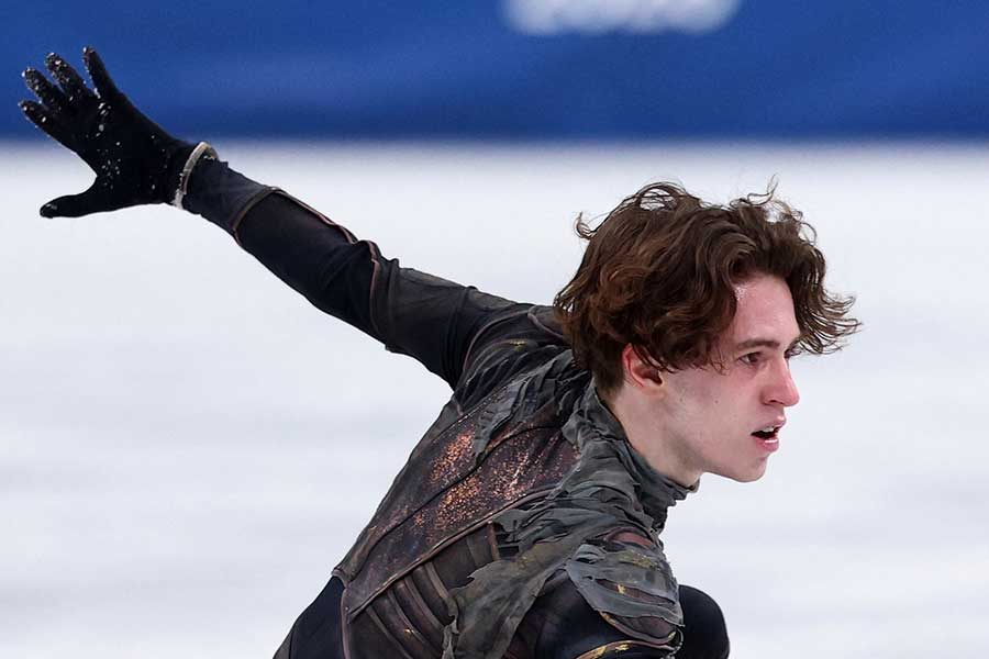 男子ショートプログラムで演技したミハイル・シャイドロフ【写真：ロイター】
