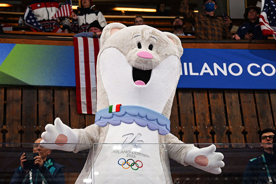 ミラノ・コルティナ五輪大会マスコットのティナ【写真：ロイター】
