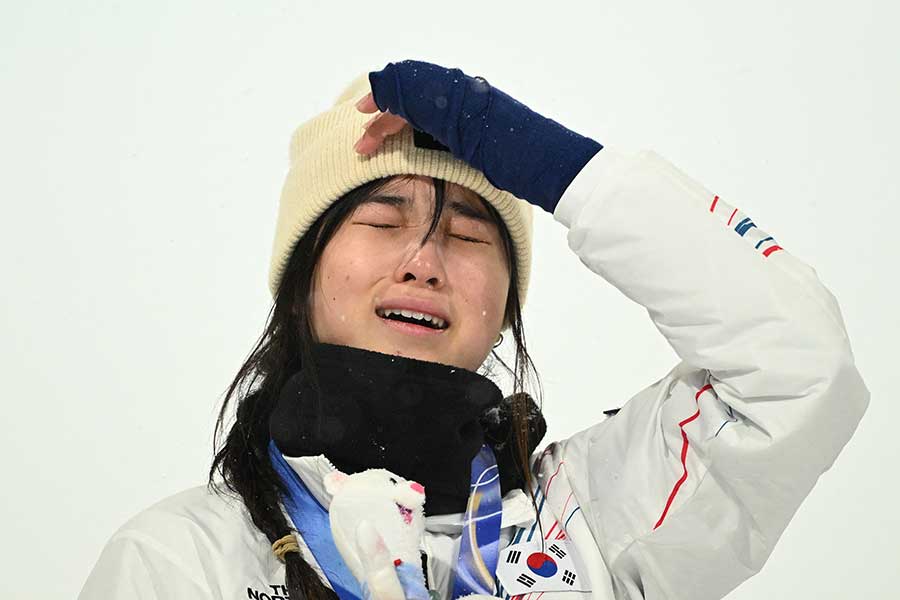 スノーボード女子ハーフパイプで優勝した韓国のチェ・ガオン【写真：ロイター】