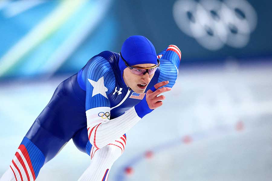 スピードスケート男子1000メートルで優勝したジョーダン・ストルツ【写真:ロイター】