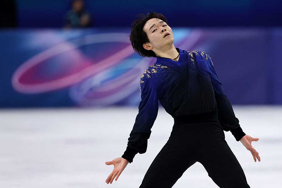 フィギュア男子で銀メダルを獲得した鍵山優真【写真：ロイター】