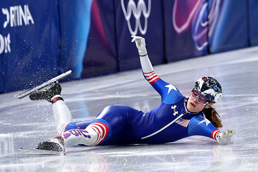 ショートトラック女子1000mでも転倒したコリン・ストッダード【写真：ロイター】