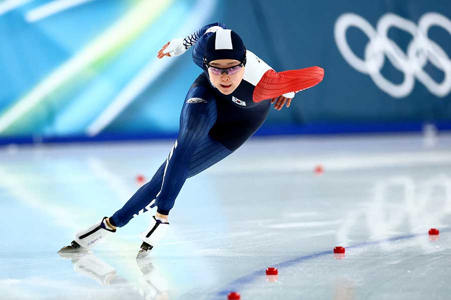 スピードスケート女子500メートルで14位に終わったキム・ミンソン【写真:ロイター】