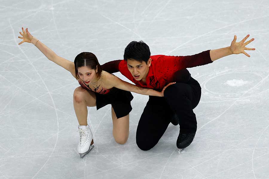 フィギュアスケート・ペアのSPで5位発進となった三浦璃来・木原龍一組【写真:ロイター】