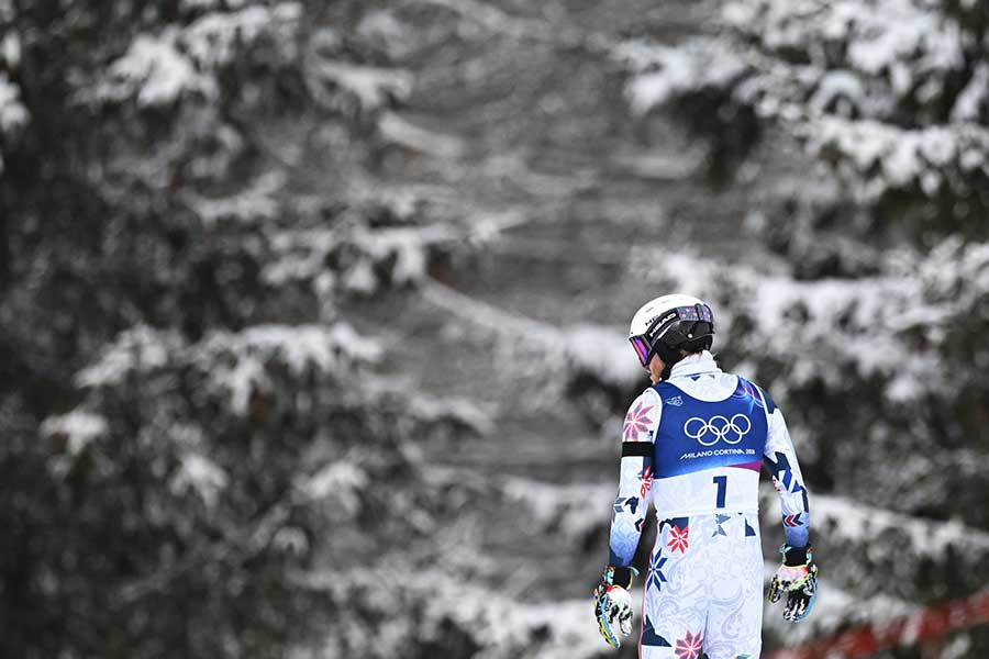 コース外へと歩いていったアトレリー・マグラス【写真：ロイター】