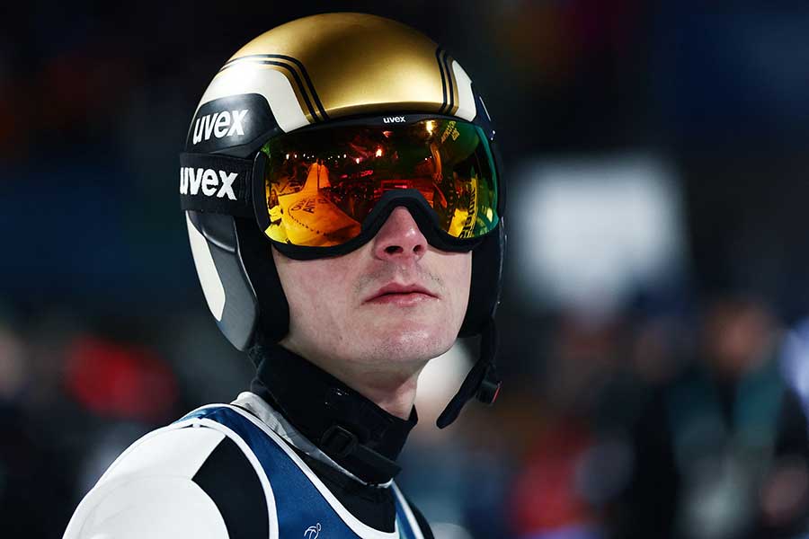 ジャンプ男子スーパー団体で5位に終わったスロベニアのドメン・プレブツ【写真：ロイター】