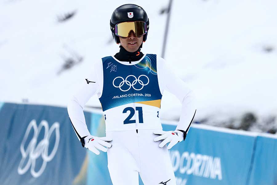 ノルディックスキー複合・個人ラージヒルに出場した渡部暁斗【写真：ロイター】