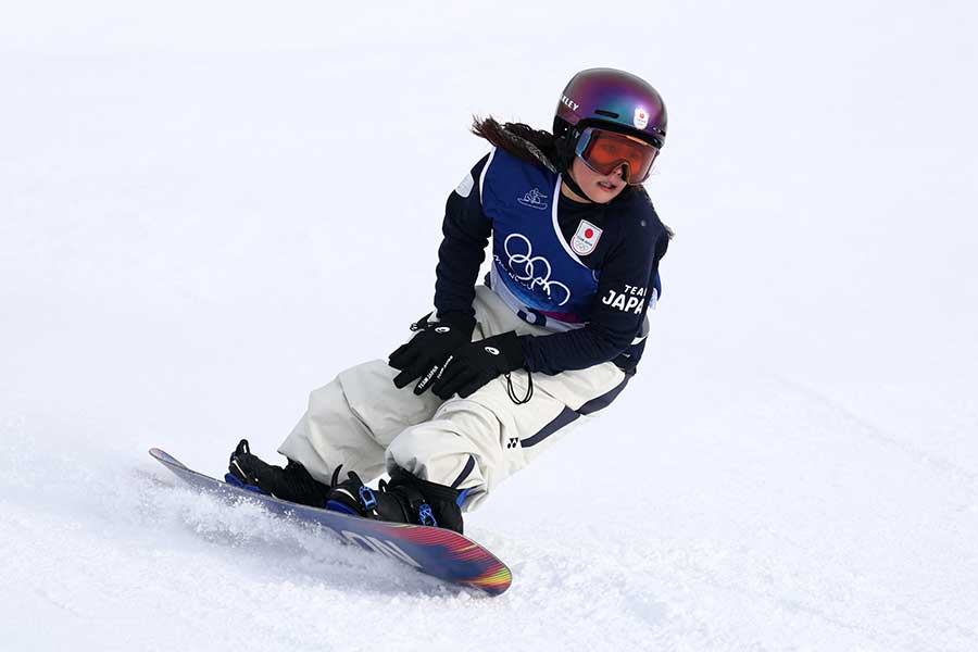 スノーボード女子スロープスタイルで銅メダルを獲得した村瀬心椛【写真：ロイター】