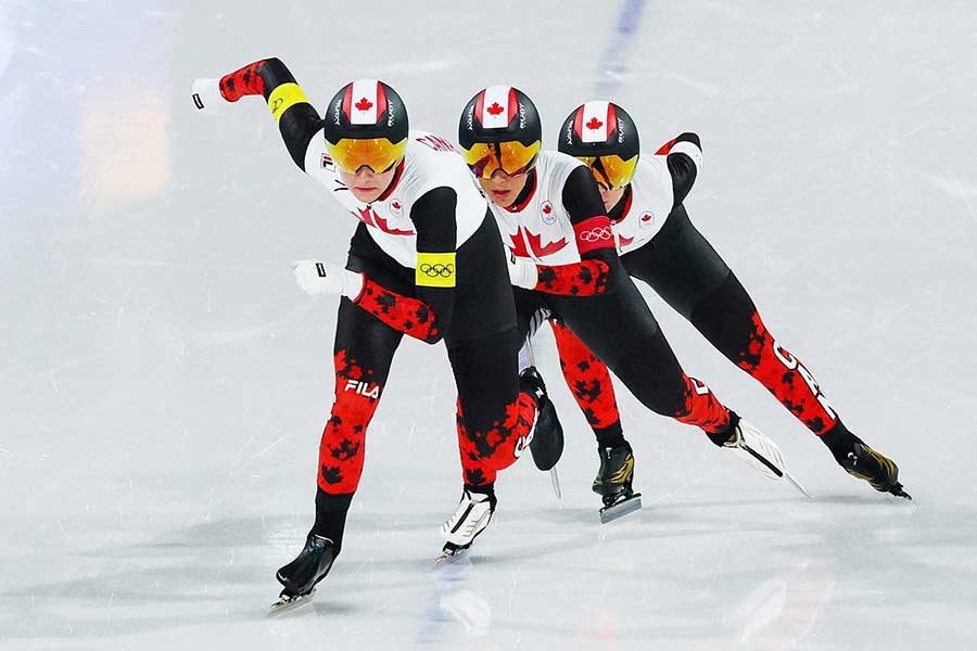 女子団体パシュートのカナダ代表【写真:ロイター】