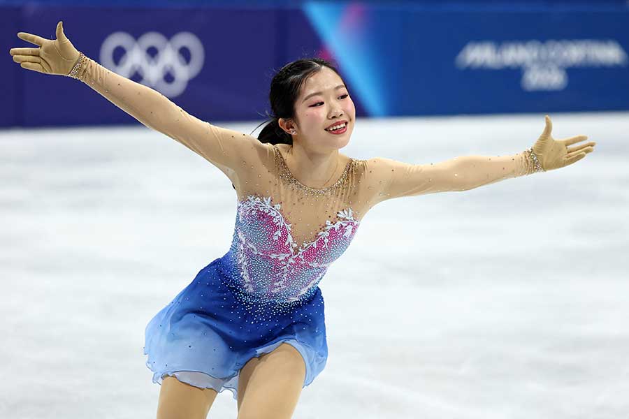 銅メダルを獲得した中井亜美【写真：ロイター】