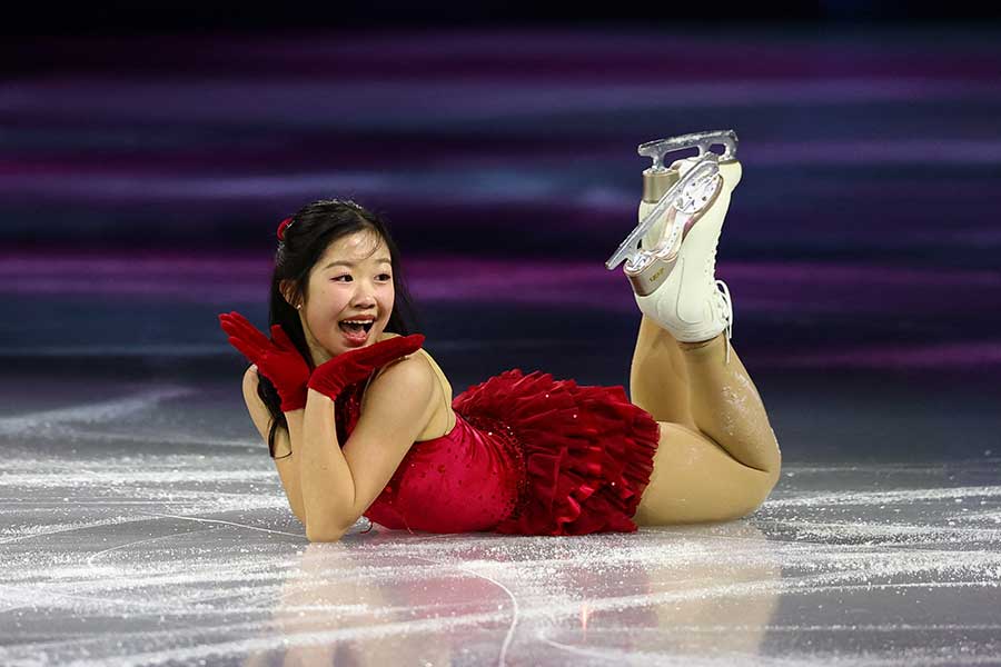 エキシビションに登場した中井亜美【写真：ロイター】
