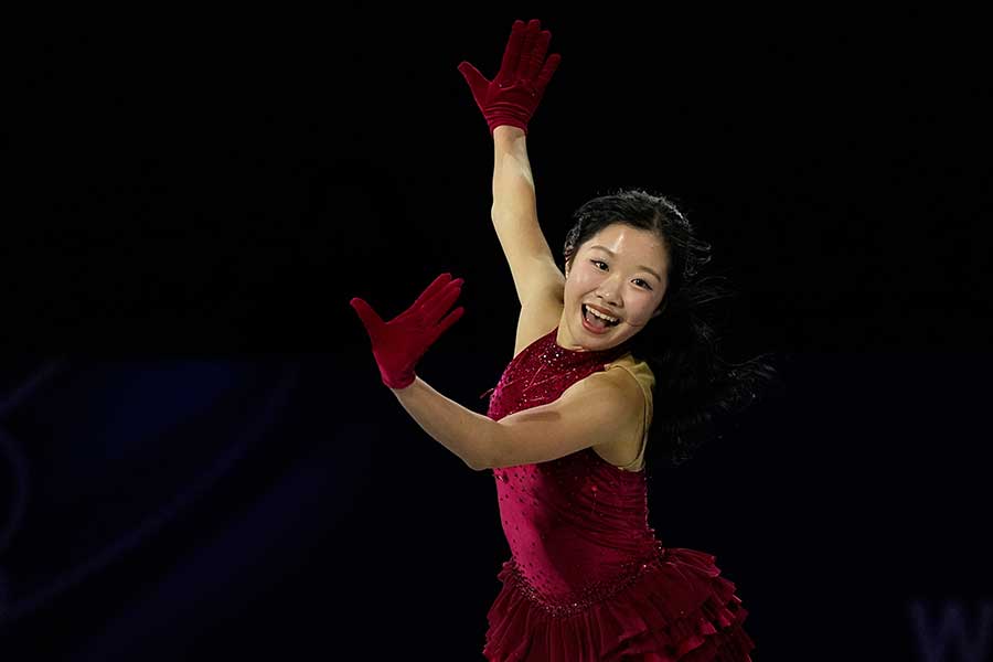 フィギュアスケート・エキシビションに登場した中井亜美【写真：AP/アフロ】
