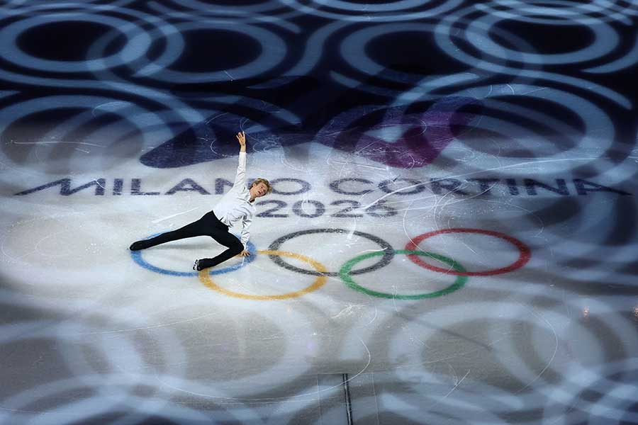 フィギュアスケート・エキシビションに登場したイタリアのダニエル・グラスル【写真：ロイター】