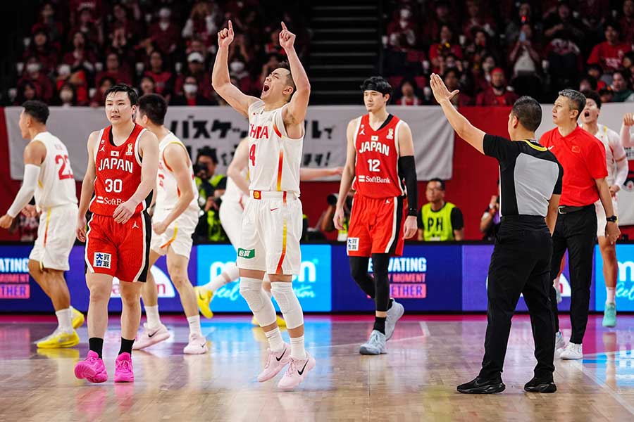 バスケ男子の2027年W杯アジア1次予選、中国に敗れた日本【写真：新華社/アフロ】