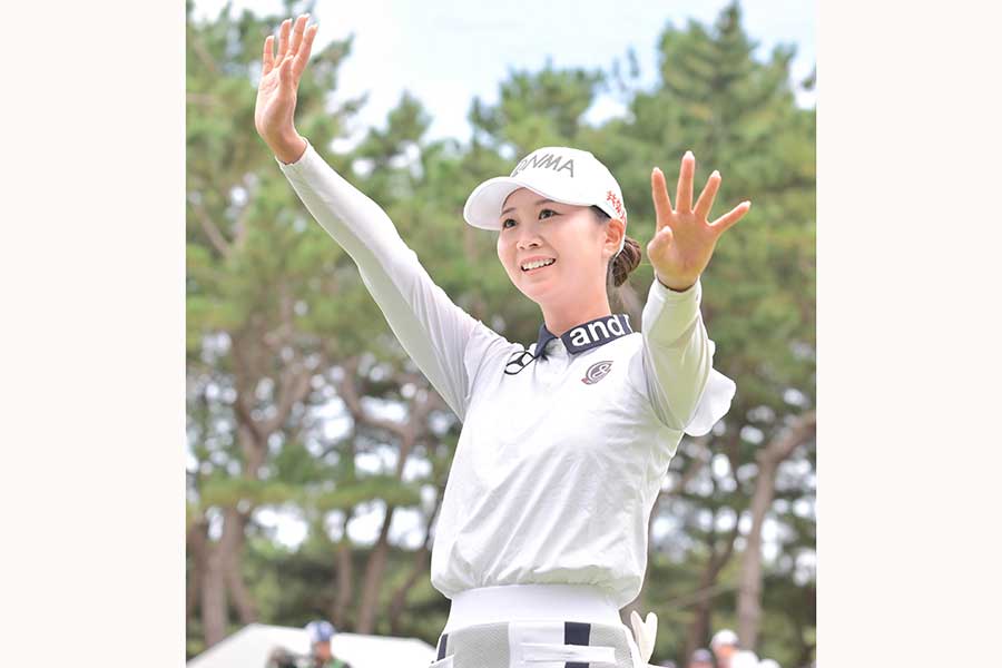 金澤志奈【写真：スポーツ報知/アフロ】