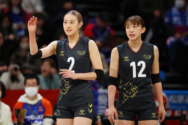 女子バレー代表がアイドルに変身「これはもう反則…」 
