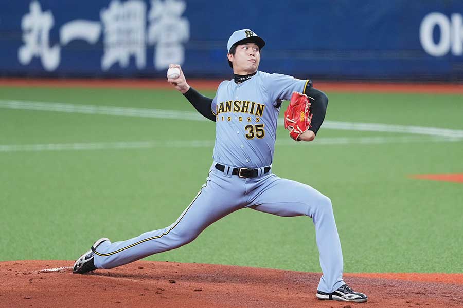 韓国戦で登板した才木浩人【写真：小林靖】